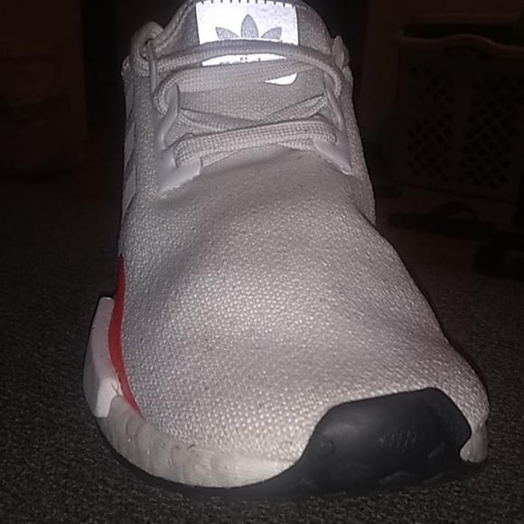 ADIDAS 👑👌 - Picture 3 of 4